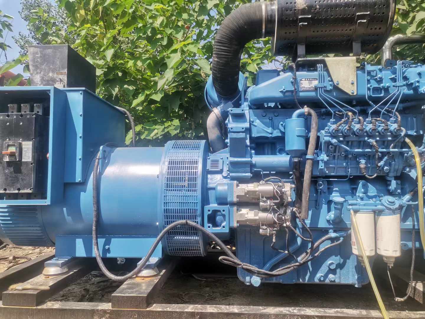 安龙详细说明降低 800kW 柴油发电机输出电流波动的方法